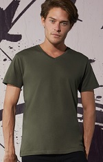 B&C BC044 Inspire Organic V-neck T-shirt.